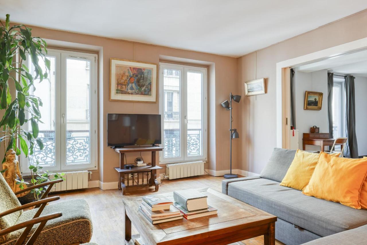 Spacious & Lovely Flat-Up To 8 Guests-Paris 10 Apartment Exterior foto